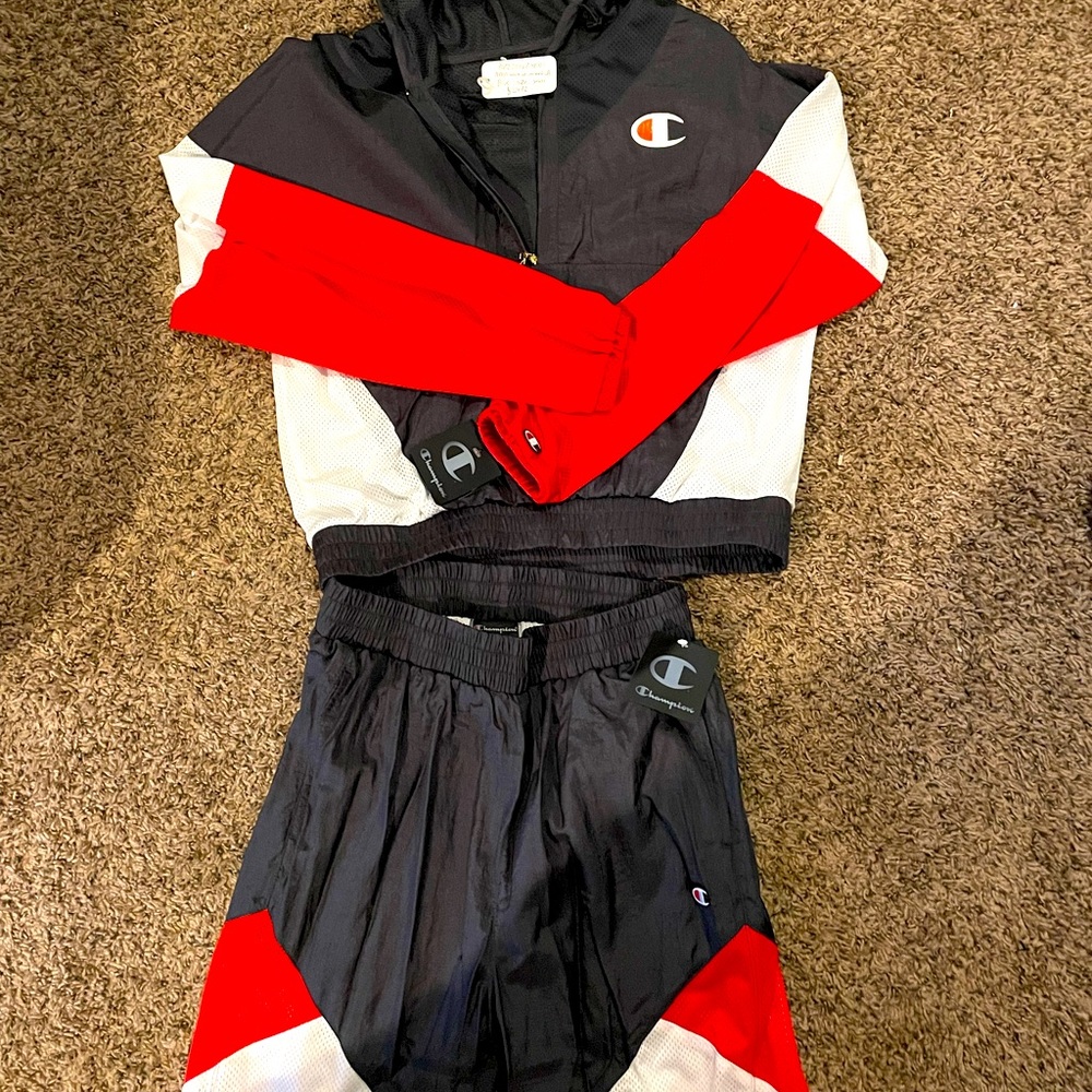 Womens 2 piece tracksuit. NWT